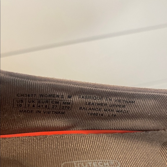 ROCKPORT Taupe suede/nubuck Novalie ankle strap pump. Comfort brand! Size 10 - Picture 7 of 8